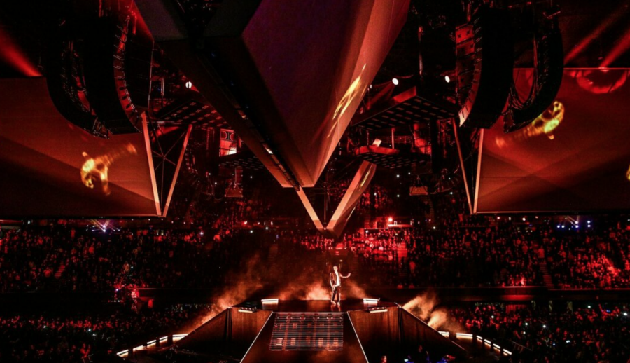 Leading+nominee+Jay-Z+performs+in+Inglewood%2C+CA.+Photo%3A+Twitter%2F%40Jay_Z_Daily