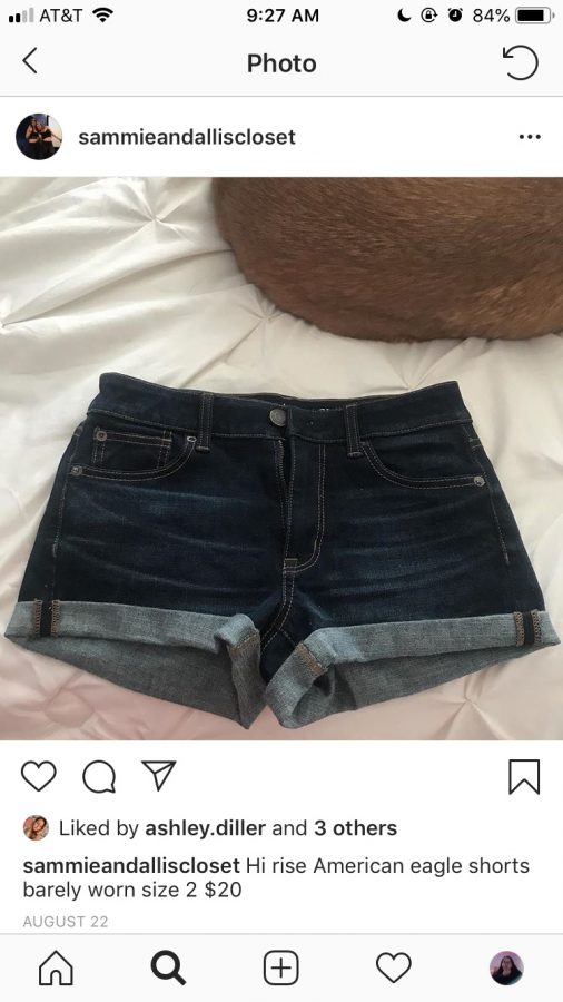 Selling old clothes creates new trend on social media: “Instagram closets”