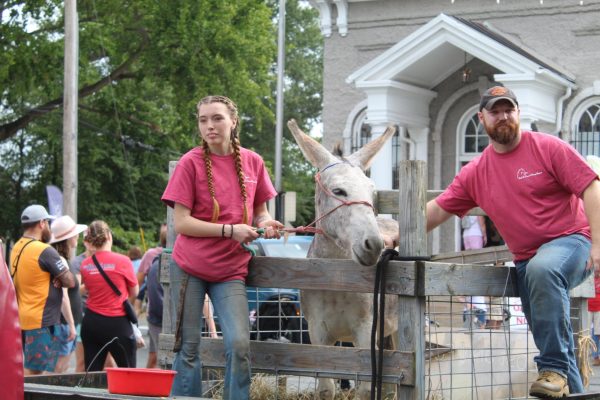 Navigation to Story: 32nd Annual Poolesville Day